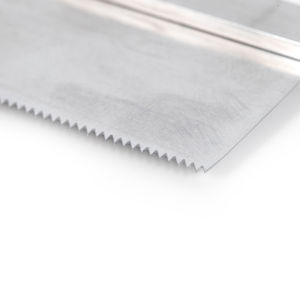 Sierra para huesos de calidad confiable, material de acero inoxidable de grado quirúrgico, mango ligero y duradero, ideal para uso quirúrgico. - Product Image 3