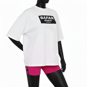 Conjunto de Camiseta y Pantalones Cortos de Algodón Premium con Spandex para Mujer, Blanco y Rosa, con Panel Lateral y Logotipo Termotransferido, 100% Algodón - Product Image 5