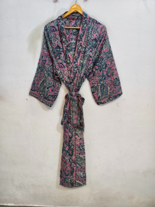 Kimono de seda Bridel con patchwork, túnica larga para cubrir el bikini, ropa de noche, hecho a mano, estilo vintage indio, kimono de sari de seda reciclada. - Product Image 2