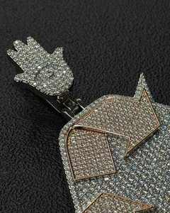 Colgante de Moissanita con Diseño Geométrico de Luna y Corazón, con Símbolo de Reciclaje, Chapado en Oro de 10K sobre Plata 925, Estilo Hip Hop, Unisex, para Uso Diario - Product Image 2