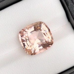 Topaz Gemstone <b>Cushion</b> Cut Pakistan Origin Natural Loose Fine Quality Collector Precious Stone - Product Image 2