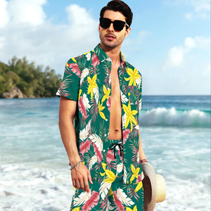 Conjunto coordinado para hombre con estampado tropical, camisa de manga corta y pantalones cortos de playa, conjunto informal de verano para vacaciones, top colorido, conjunto de dos piezas para hombre. - Product Image 1