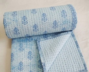 Traditional Cotton Quilt With Floral Print Handmade All Season Reversible <b>Bedding</b> 60x90 Inches - Product Image 5