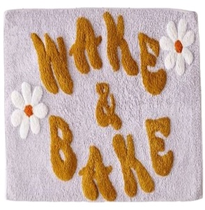 Tapis de bain touffeté à la main 100% coton conçu sur mesure libellé de cuisson antidérapant avec une texture douce pour la maison ou l'hôtel - Product Image 1