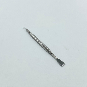 Herramienta de levantamiento de cejas de metal plateado KAAMIR INSTRUMENTS al por mayor, separador de pestañas de precisión con agarre acanalado, calidad profesional para salón - Product Image 3