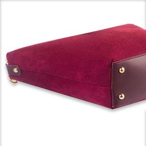 Bolso de brazo de gamuza granate - Product Image 3