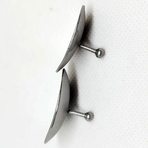 แผ่นปิดตาสแตนเลสสำหรับต่อขนตาและยกขนตา อุปกรณ์เสริมความงามที่ทนทาน แผ่นปิดตาสแตนเลสสำหรับมืออาชีพ - Product Image 1