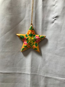 Ornement d'arbre de Noël en forme d'étoile peinte à la main, décoration suspendue traditionnelle en forme d'étoile peinte à la main - Product Image 6