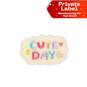 Badges en gros directement de l'usine, crêtes de blazer personnalisées cousues à la main, badges économiques pour commandes en gros, patchs métalliques personnalisés avec fil métallique - Product Image 1