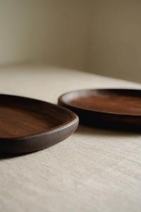 Assiettes de service en bois d'acacia poli, écologiques, modernes et luxueuses, pour la rentrée scolaire - Product Image 4