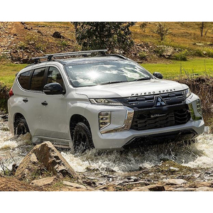 SUV Diésel con Suspensión Reforzada para Conducción Todoterreno en Mitsubishi Pajero Sport Usado - Product Image 6