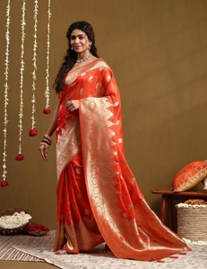 Sari en soie mélangée tissée à pompons orange pour femme KV avec chemisier non cousu - Product Image 2