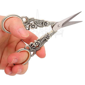กรรไกรตัดขนาดเล็กสำหรับงานเย็บปักถักร้อยและงานฝีมือ กรรไกรปักลายปลายแหลมคมสำหรับตัดแต่งงานปัก - Product Image 5