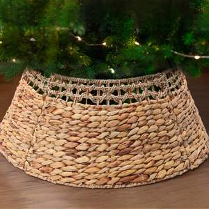 Collier de sapin de Noël en gros pour la décoration intérieure, en jonc de mer naturel et jacinthe d'eau tressée, du Vietnam - Product Image 3