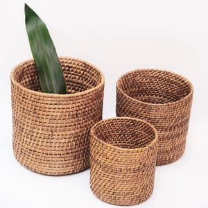 Garden decor <b>basket</b> cylinder rattan pot hot selling <b>plant</b> pots crafted by hand outdoor <b>plants</b> holder - Product Image 5