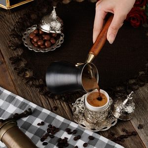 หม้อกาแฟทองแดงดำแบบดั้งเดิมทำมือ พร้อมด้ามจับไม้ สำหรับชงกาแฟ - Product Image 3