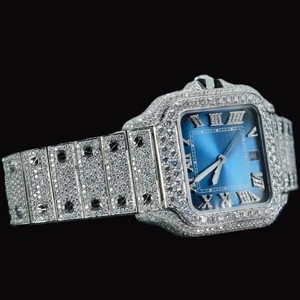 Nouvelle montre élégante en argent personnalisée, style hip-hop exclusif, cadran bleu, chiffres romains, quartz, entièrement sertie de diamants Moissanite. - Product Image 3