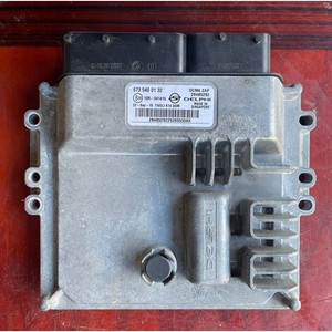 Unité de contrôle moteur (ECU) d'occasion compatible avec Delphi pour SsangYong Tivoli 673 540 01, pièces automobiles coréennes. - Product Image 1