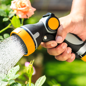 Aqualean Pulvérisateur de jardin en métal pour le jardinage en plein air avec motifs de pulvérisation variables - Product Image 2