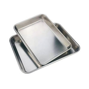 Bandeja para escaleras de acero inoxidable, material duradero, diseño compacto y ligero, ideal para uso en clínicas y consultorios dentales. - Product Image 3