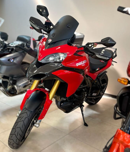 Venta Premium de Motocicleta Multi-strada V4 S 2016 - Product Image 1