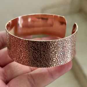 กำไลข้อมือทองแดงแบบหนาสไตล์อินเดียสำหรับเธอ กำไลทำมือจากทองแดง เครื่องประดับฤดูร้อน - Product Image 5