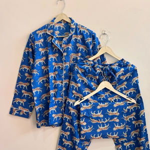 Conjunto de Pijama de Algodón para Mujer, Ropa de Dormir Cómoda con Estampado, Ropa de Noche de Lujo - Product Image 1