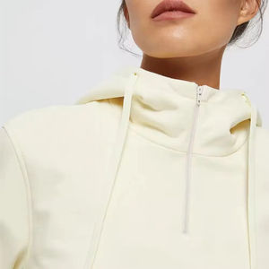 Fabricant OEM sur mesure, vêtements à marque privée, ensemble crop top, ensemble de survêtement streetwear, ensemble jogging deux pièces, survêtements en coton - Product Image 4