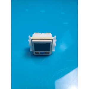 ISE30A-C4H-N SMC ใช้เป็นชิ้นส่วนอุปกรณ์เซมิคอนดักเตอร์รุ่นเก่า - Product Image 2