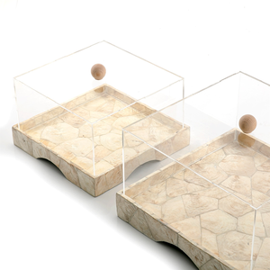 Support à gâteau artisanal populaire en nacre, plateau carré en bois incrusté de coquillages avec dôme transparent, luxe pour mariage - Product Image 4