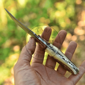 Couteau de chasse à lame fixe en acier Damas, fabriqué à la main, personnalisable OEM, manche en os de cerf, étui en cuir, garantie 3 ans - TARJ ENTERPRISES - Product Image 4