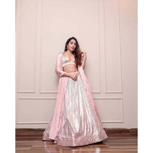 Lehenga Choli de créateur pour les fêtes, vêtements traditionnels chinois avec travail de sequins - Product Image 1