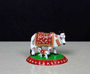 Nirmala Handicrafts - Set de Vajilla de Metal con Diseño de Vaca y Cachorro, Estilo Meenakari, Hecho a Mano en India, con Esmalte, Ideal para Regalo Corporativo - Product Image 6