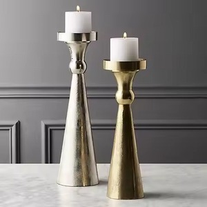 Support à bougie en métal artisanal de qualité supérieure, élégant, pour table, décoration intérieure, accent de décoration - Product Image 2