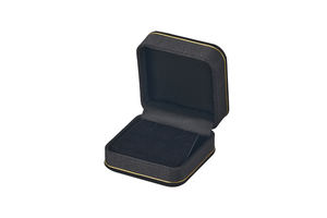 Caja de Joyería Rectangular de Terciopelo Negro Japonés de Doble Uso para Pendientes y Colgantes con Diseño Compacto 70x70x42mm - Product Image 3