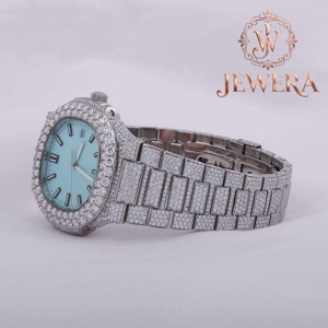 Reloj de Diamantes de Acero Inoxidable Resistente al Agua Mossinate de Alta Demanda con Esfera Moderna, Ideal para la Oficina y Salidas Nocturnas - Product Image 4