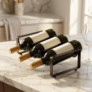 Présentoir à vin enroulable avec design à boucles ornées, finition métal noir, support de rangement pour bouteilles sur comptoir, autoportant - Product Image 5
