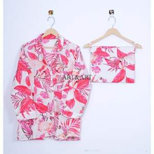 ชุดนอนผ้าฝ้ายอินเดียพรีเมียมสำหรับผู้หญิง ลายพิมพ์บล็อกด้วยมือ ลายดอกไม้ เสื้อพร้อมกางเกงขาสั้น ชุดนอนทันสมัย สวมใส่สบาย เหมาะสำหรับงานปาร์ตี้ - Product Image 3