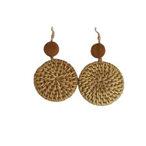 Pendientes de ratán de moda ecológicos de artesanos expertos - Product Image 1
