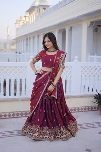 Lehenga Choli Dupatta de seda con bordado de diseñador indio, el más vendido, listo para usar, traje de fiesta y boda con vestido de seda. - Product Image 4