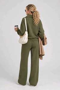 Conjunto Deportivo de 2 Piezas para Mujer, Color Verde Oliva, Sudadera con Media Cremallera y Pantalones Anchos, Estilo Casual y Holgado - Product Image 2