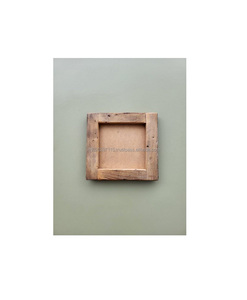 Cadre photo en bois, accessoire décoratif parfait, rehaussant les espaces muraux avec une bordure en bois artisanale magnifiquement conçue. - Product Image 3