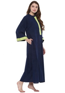 Robe de nuit confortable en coton respirant bleu marine et vert clair avec manches longues cloche fluides - Product Image 3
