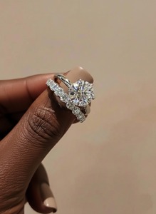Bague de mariage en or blanc 14 carats avec diamant créé en laboratoire de 1,50 carat, clarté VS1, couleur F, taille ronde, certifiée GIA, fabricant de bijoux - Product Image 2