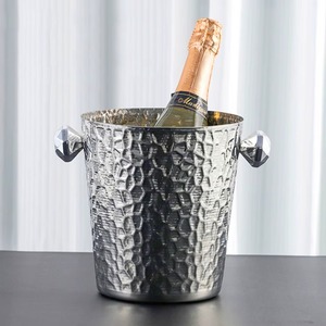 Increíblemente fabricada por KHOOSI OVERSEAS, una fantástica cubitera metálica ideal para regalos, branding y eventos promocionales. - Product Image 3