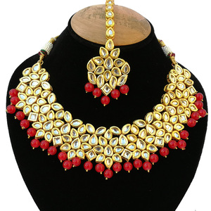 Collier choker indien classique pour femme, pour mariage, fiançailles, anniversaire, fête, vert, cristal traditionnel, Kundan, fausse perle, alliage d'or, cadeau - Product Image 2