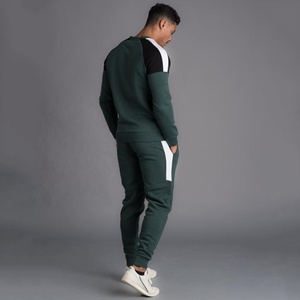 Survêtement pour homme de qualité supérieure, très demandé, pas cher, design OEM, tendance, fabrication optimale, logo personnalisé, vêtements de sport pour homme - Product Image 2