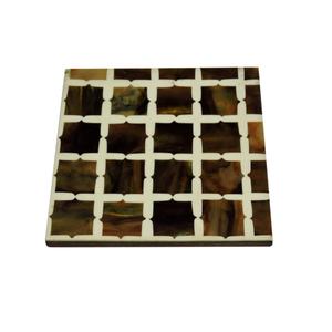 Posavasos de resina personalizado, juego de cuatro posavasos cuadrados marrón Beige ecológicos, Decoración de mesa con estilo moderno, acento - Product Image 2