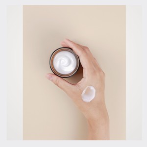 Soins de la peau coréens Mizon Korean K-Beauty Olinwon Snail Repair Cream 75ml Fabriqué en Corée, lotion pour le visage, articles et produits de maquillage. - Product Image 3