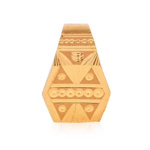 Bague signet géométrique dorée de qualité supérieure avec motif éventail gravé complexe et détails circulaires décoratifs - Product Image 2